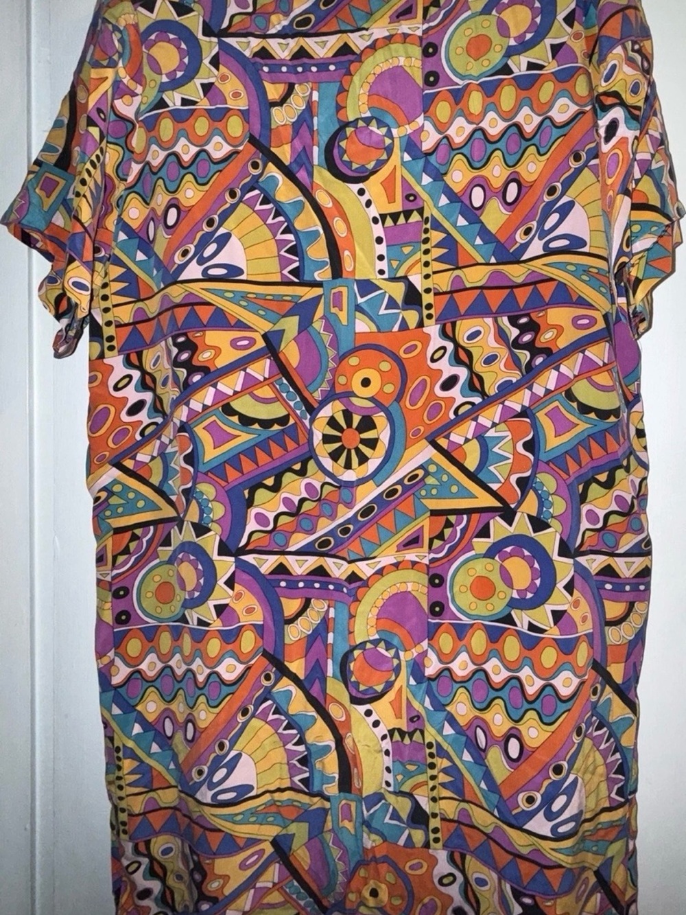 Vintage Pat Argenti 1980s colorful abstract Geometric 100% silk dress
Size 16